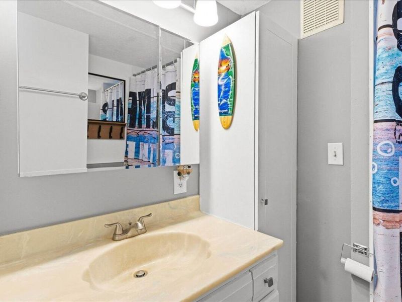 8312 Ohio 366 , Unit 4, Russells Point, OH 43348 Photo 12