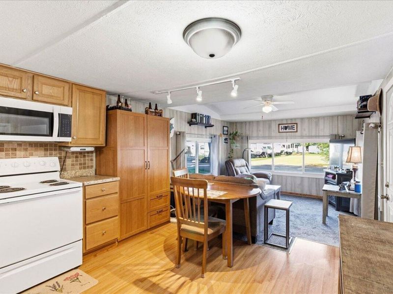 8312 Ohio 366 , Unit 4, Russells Point, OH 43348 Photo 6