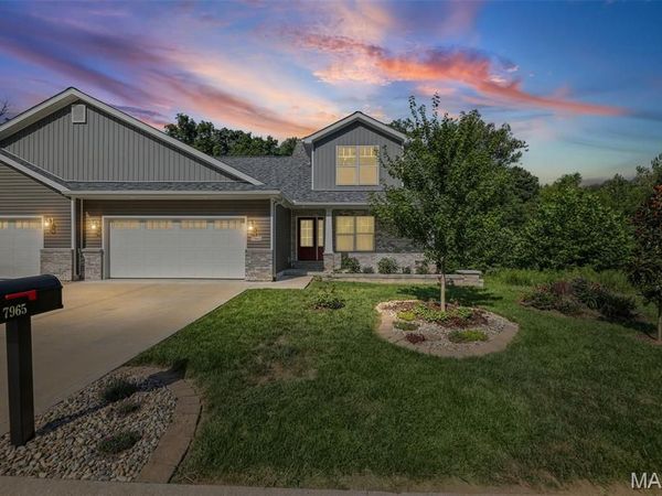 7965 Shadow Creek Drive, Caseyville, IL 62232