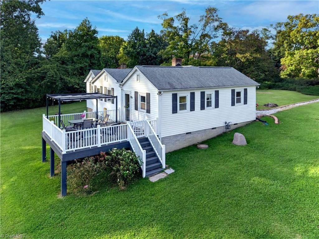 3421 Dillon Road, Jamestown, NC 27282 Main Photo