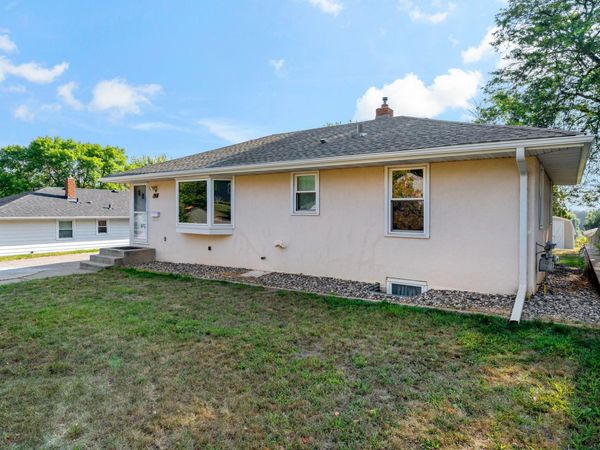 407 12th Avenue S, South Saint Paul, MN 55075