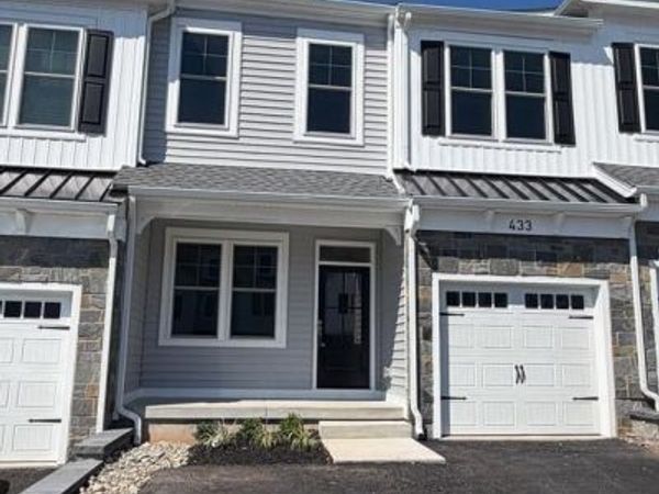 433 REAGANS LANE , CHALFONT, PA 18914