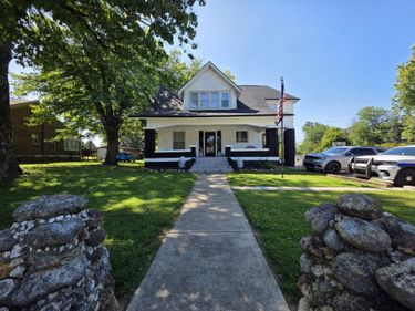 313 Stanford Street, Science Hill, KY 42553