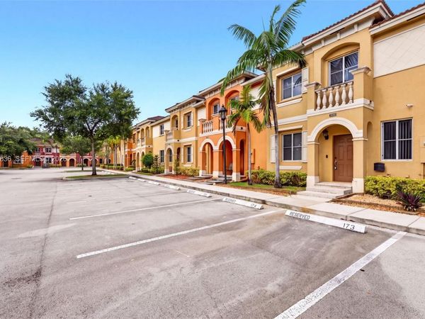 1820 SW 89th Ter , Miramar, FL 33025