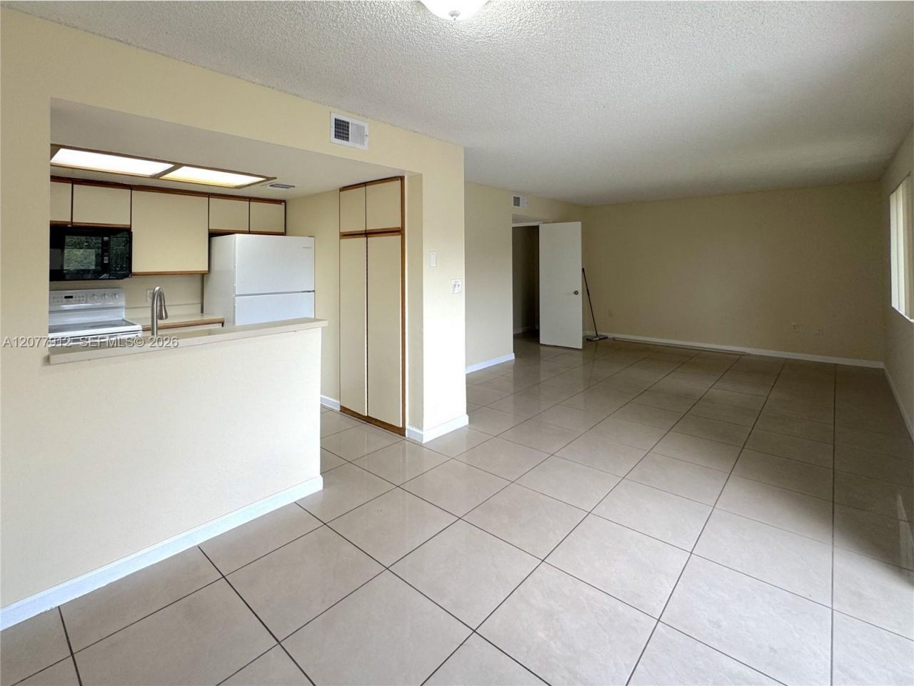 3287 Coral Lake Dr, Unit 3287, Coral Springs, FL 33065 Photo
