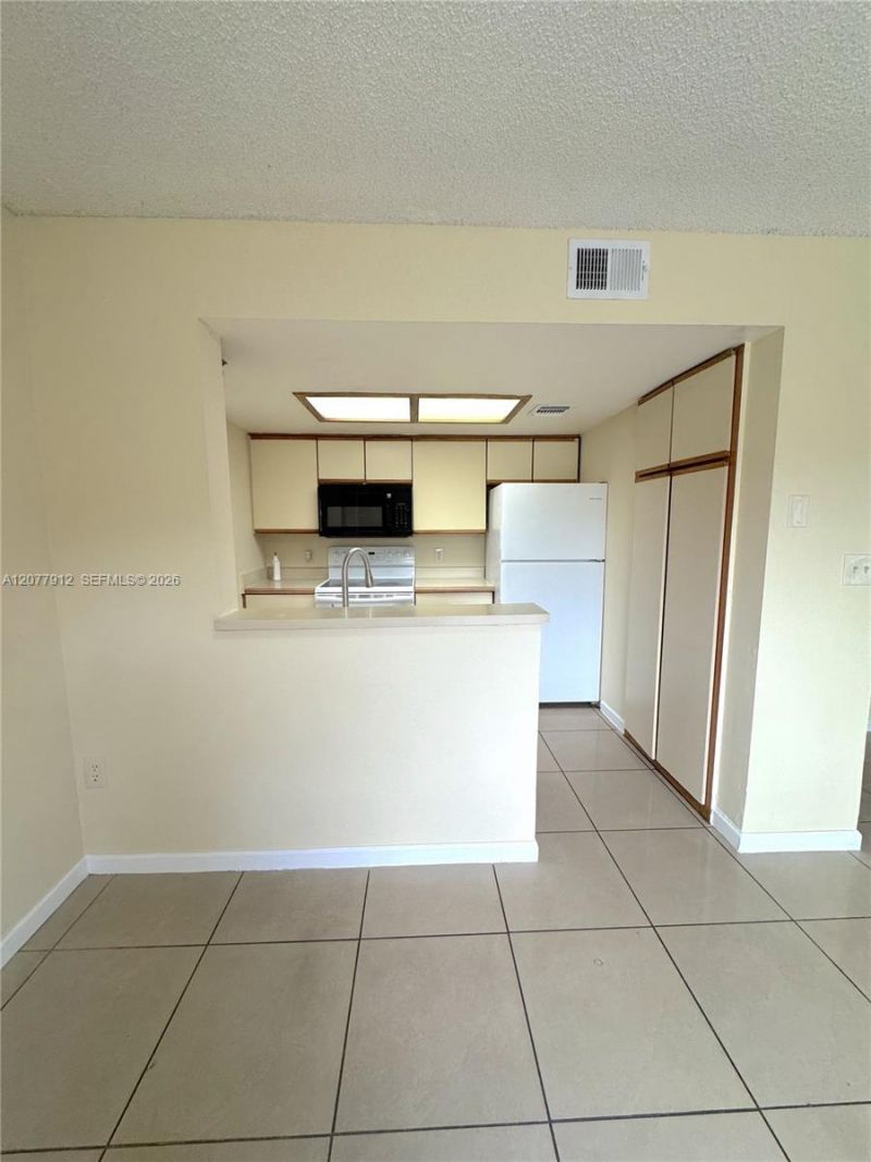 3287 Coral Lake Dr, Unit 3287, Coral Springs, FL 33065 Photo