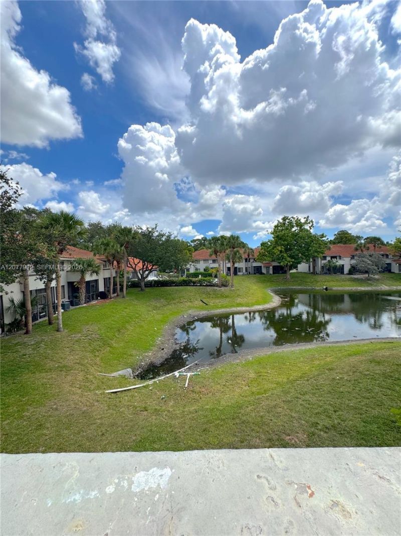3287 Coral Lake Dr, Unit 3287, Coral Springs, FL 33065 Photo