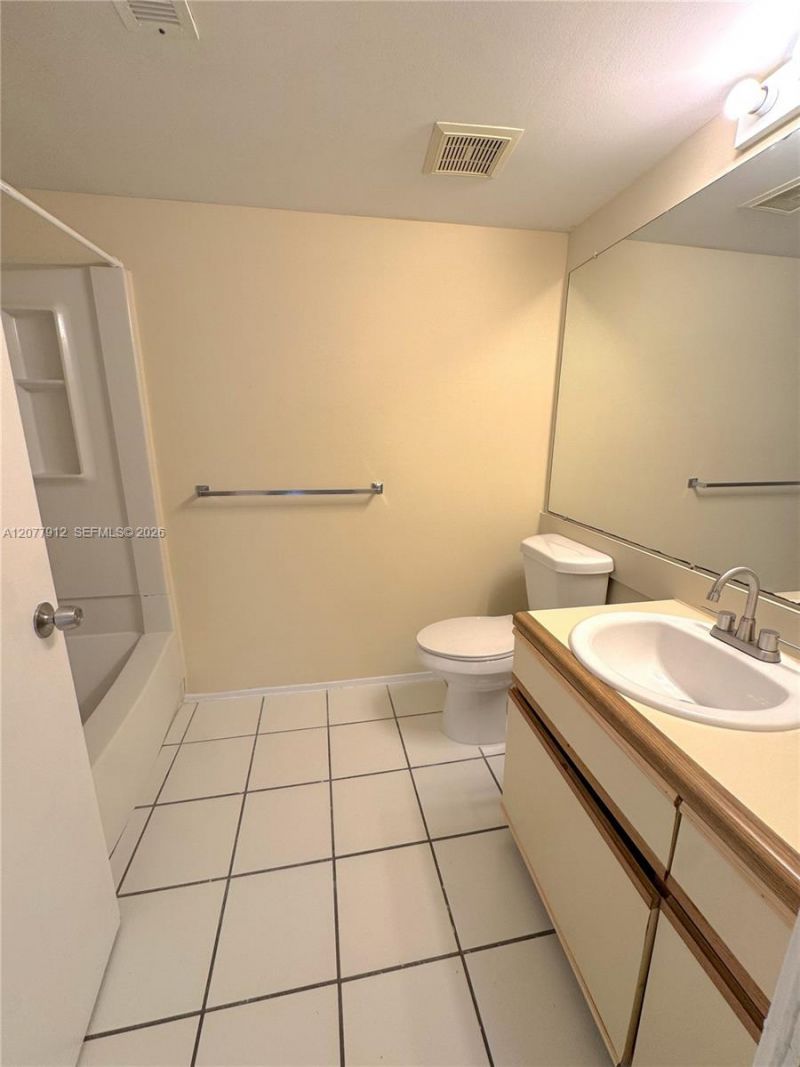 3287 Coral Lake Dr, Unit 3287, Coral Springs, FL 33065 Photo