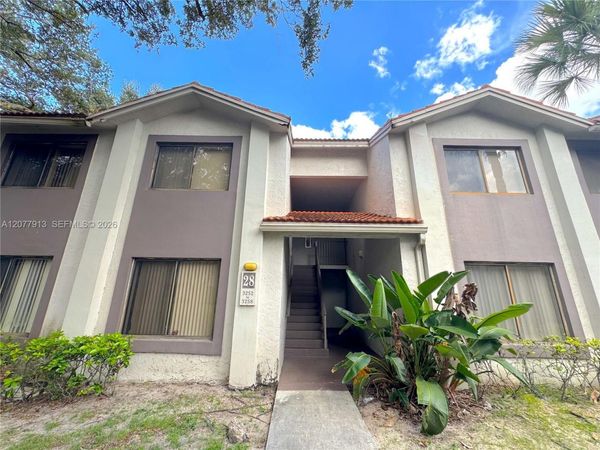 3252 Coral Lake Ln , Unit 3252, Coral Springs, FL 33065