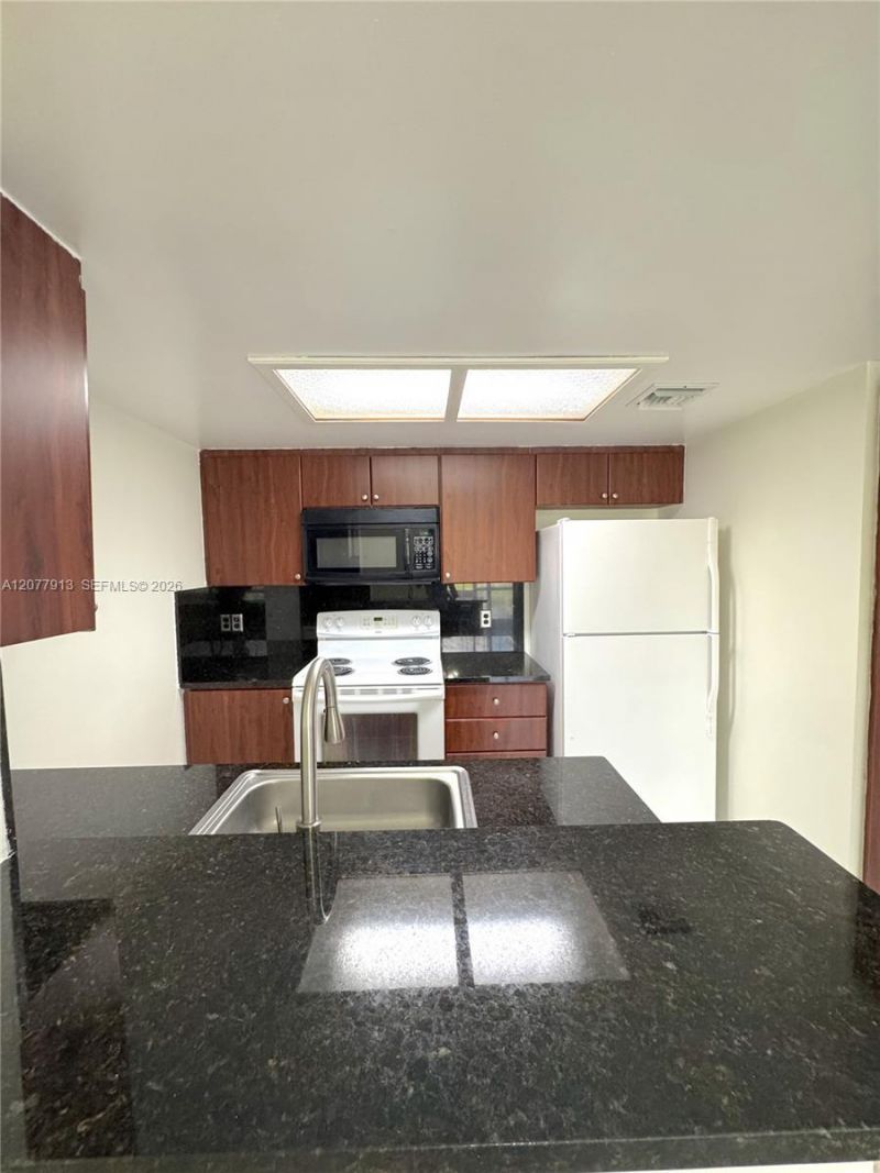 3252 Coral Lake Ln, Unit 3252, Coral Springs, FL 33065 Photo