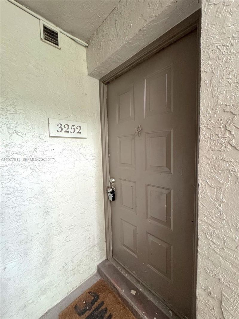 3252 Coral Lake Ln, Unit 3252, Coral Springs, FL 33065 Photo