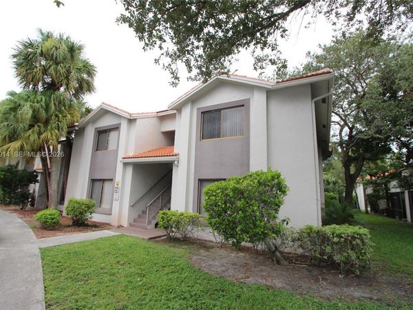 8418 Coral Lake Way , Unit 8418, Coral Springs, FL 33065