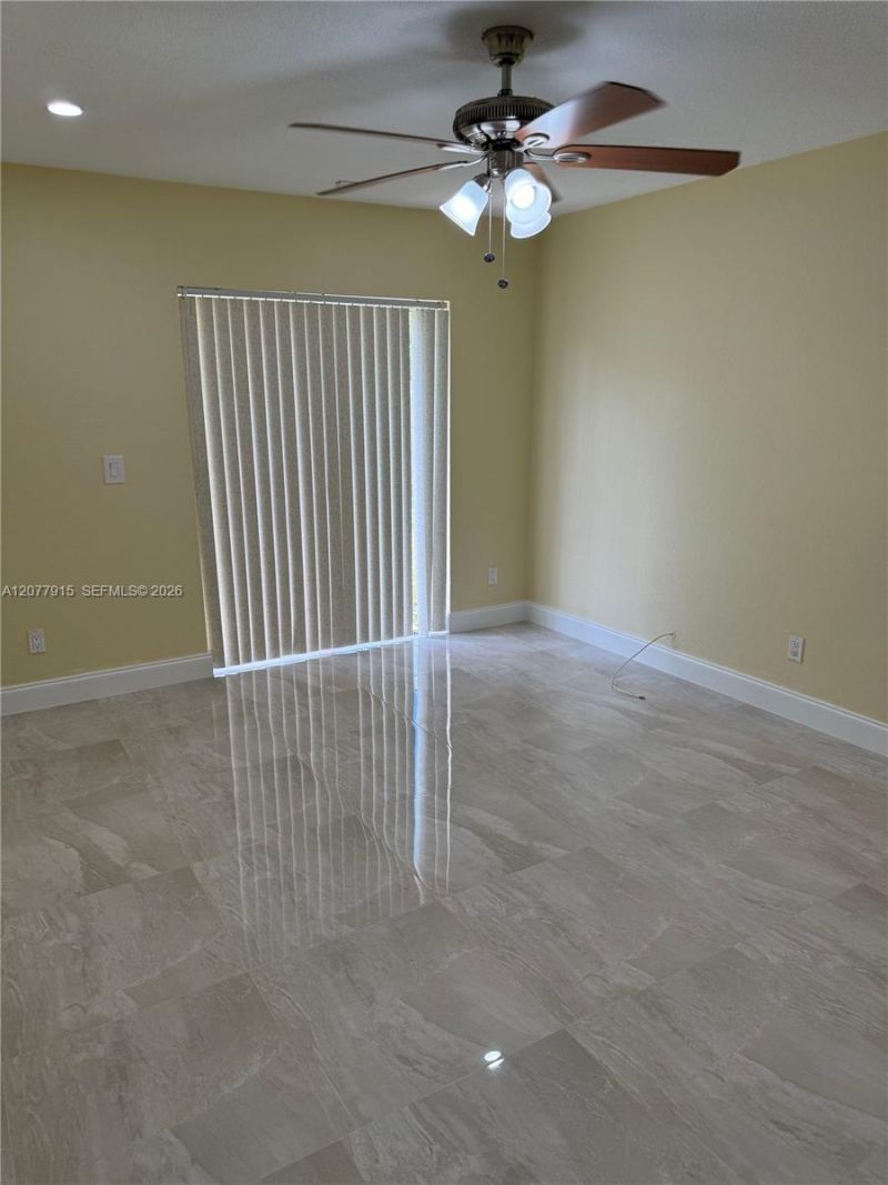 920 SW 111th Ave , Unit 1, Pembroke Pines, FL 33025 Photo