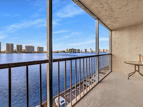 17600 N Bay Rd , Unit N503, Sunny Isles Beach, FL 33160