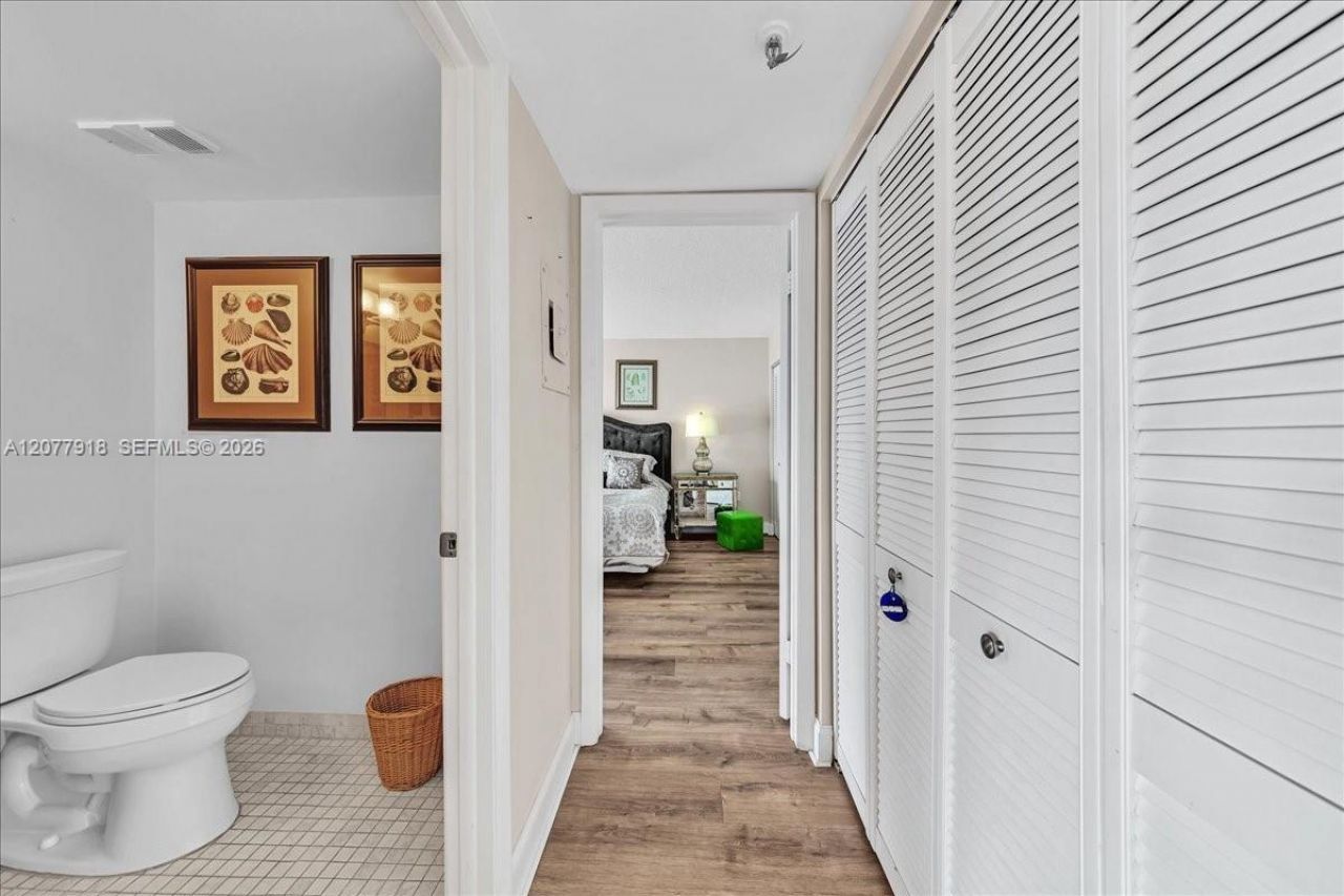 17600 N Bay Rd , Unit N503, Sunny Isles Beach, FL 33160 Photo