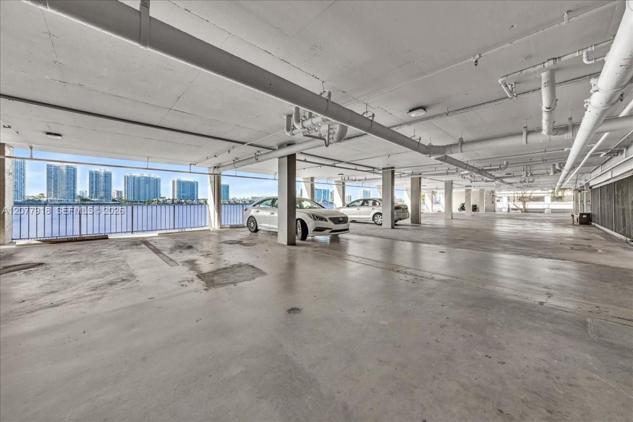 17600 N Bay Rd , Unit N503, Sunny Isles Beach, FL 33160 Photo