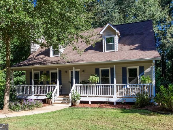 178 N Springs Court, Acworth, GA 30101
