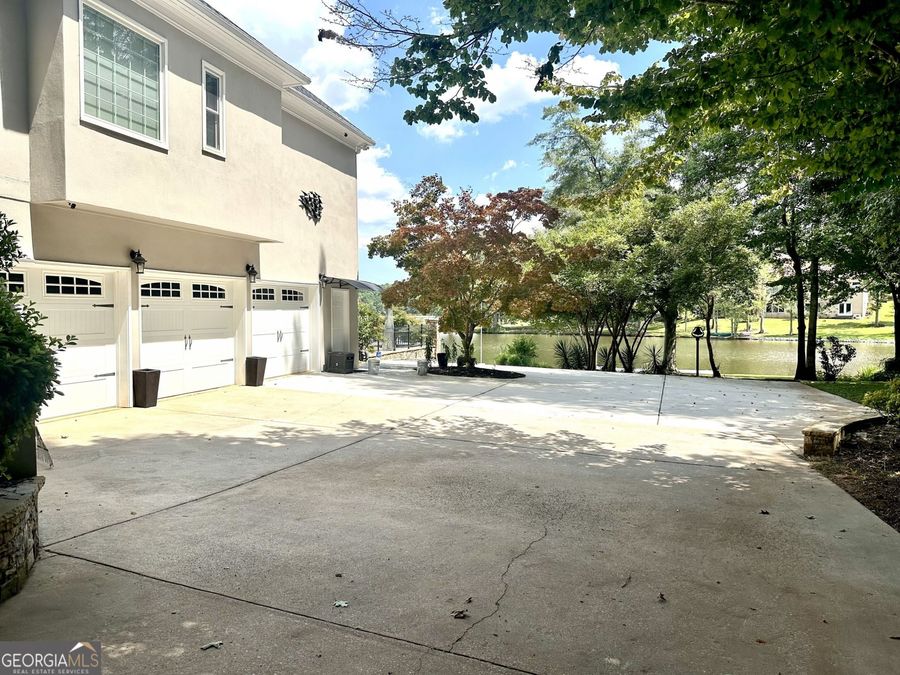 Property Image 103