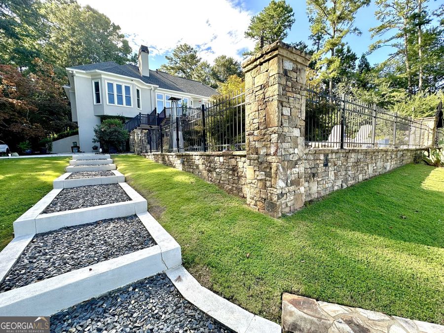 Property Image 93