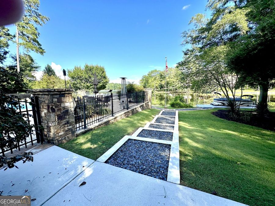 Property Image 95