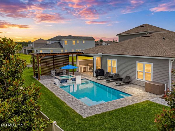 26 HILLENDALE Circle, St. Johns, FL 32259