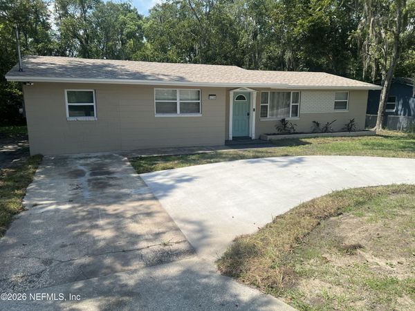 5238 MONCRIEF Road W, Jacksonville, FL 32209