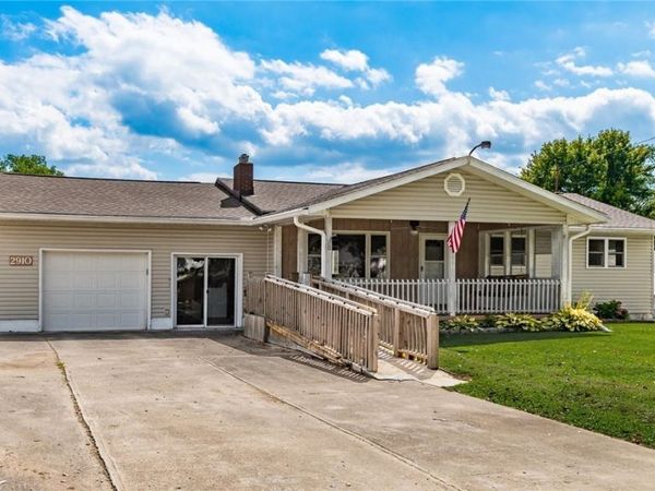 2910 S Pleasant Grove Road, Zanesville, OH 43701