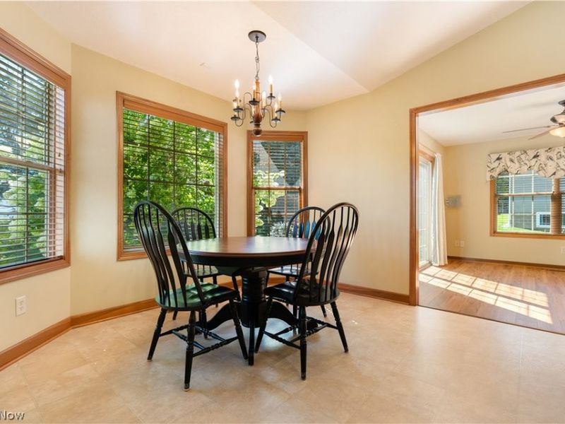 4946 Simsbury Circle NW, Massillon, OH 44646 Photo 14