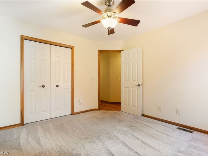 4946 Simsbury Circle NW, Massillon, OH 44646 Photo 24
