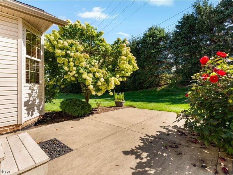 4946 Simsbury Circle NW, Massillon, OH 44646 Photo 29