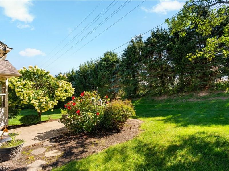 4946 Simsbury Circle NW, Massillon, OH 44646 Photo 30