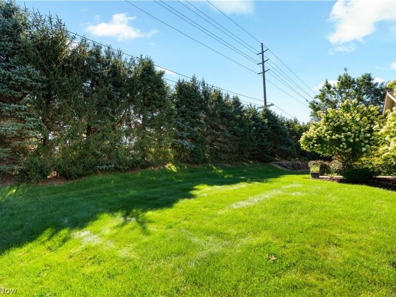 4946 Simsbury Circle NW, Massillon, OH 44646 Photo 33