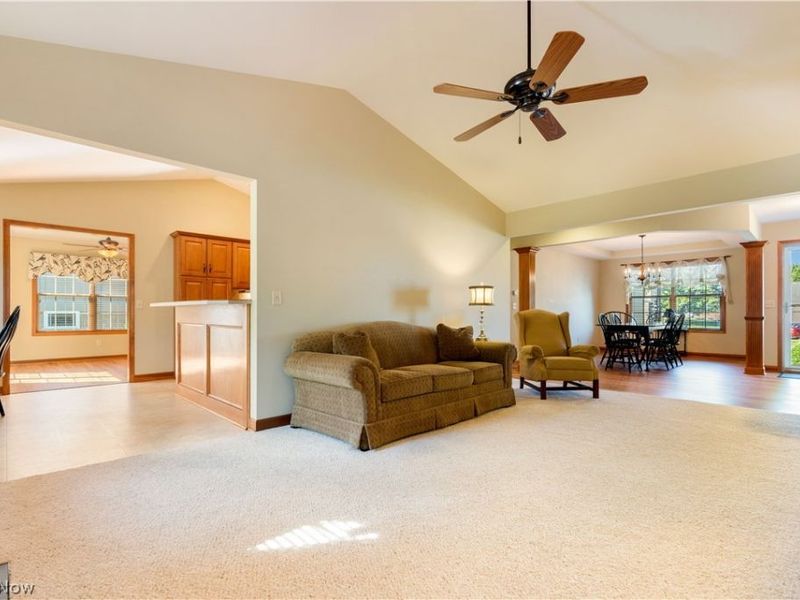 4946 Simsbury Circle NW, Massillon, OH 44646 Photo 6