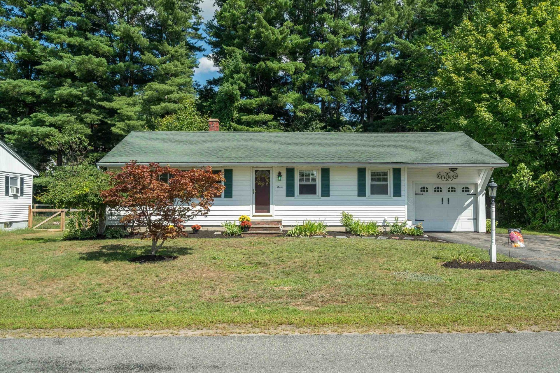 7 Ridgewood Avenue, Gilford, NH 03249 Main Photo