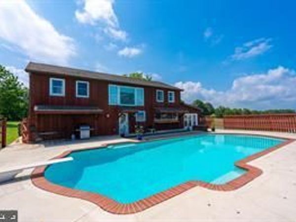 490 SIEGFRIEDALE ROAD , Unit POOL HOUSE, KUTZTOWN, PA 19530