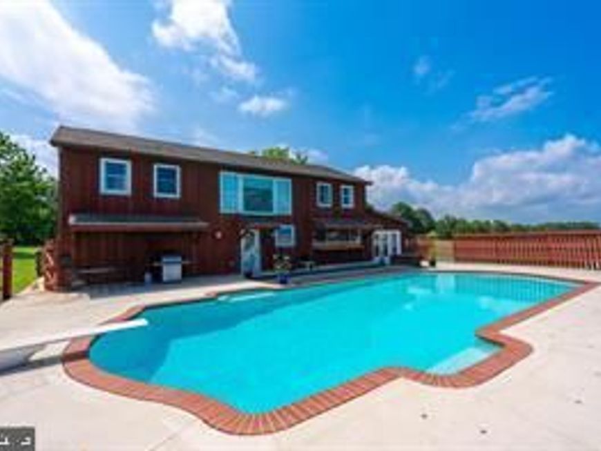 490 Siegfriedale Road, Unit POOL HOUSE, Kutztown, PA 19530 Main Photo