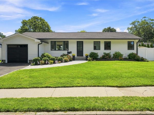 24 Alma Street , Sayville, NY 11782