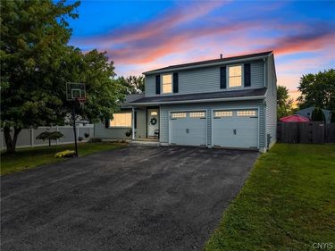 4059 Sweet Gum Lane, Liverpool, NY 13090