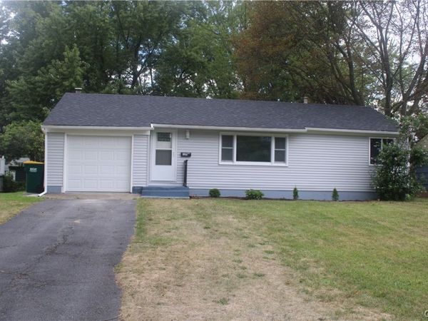 127 Oakley Drive, Syracuse, NY 13212
