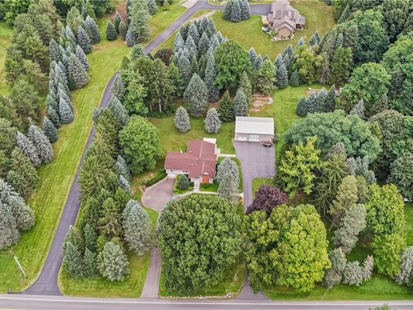 7112 Valentown Rd, Victor, NY 14564