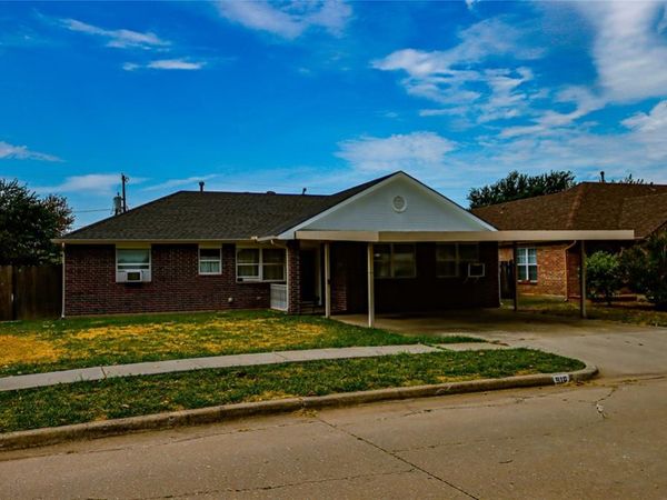 916 N Windermere Drive, Oklahoma City, OK 73160