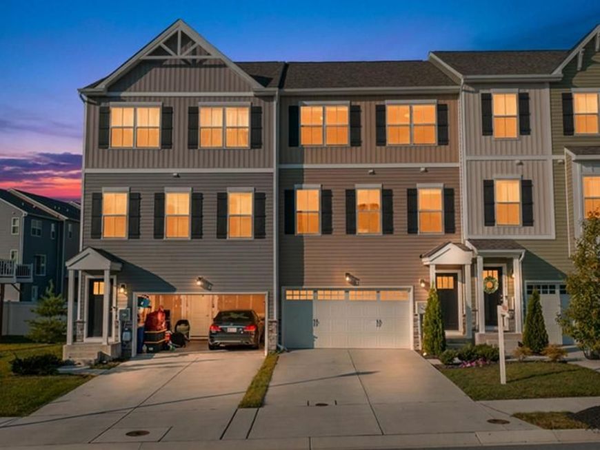 2807 Town View Circle , New Windsor, MD 21776 Main Photo