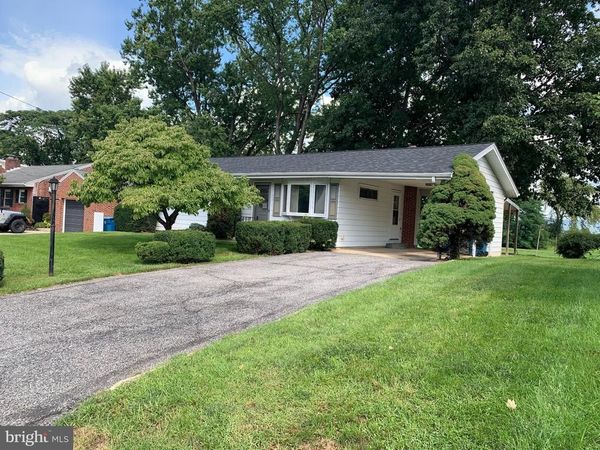 833 W NORTH STREET , CARLISLE, PA 17013