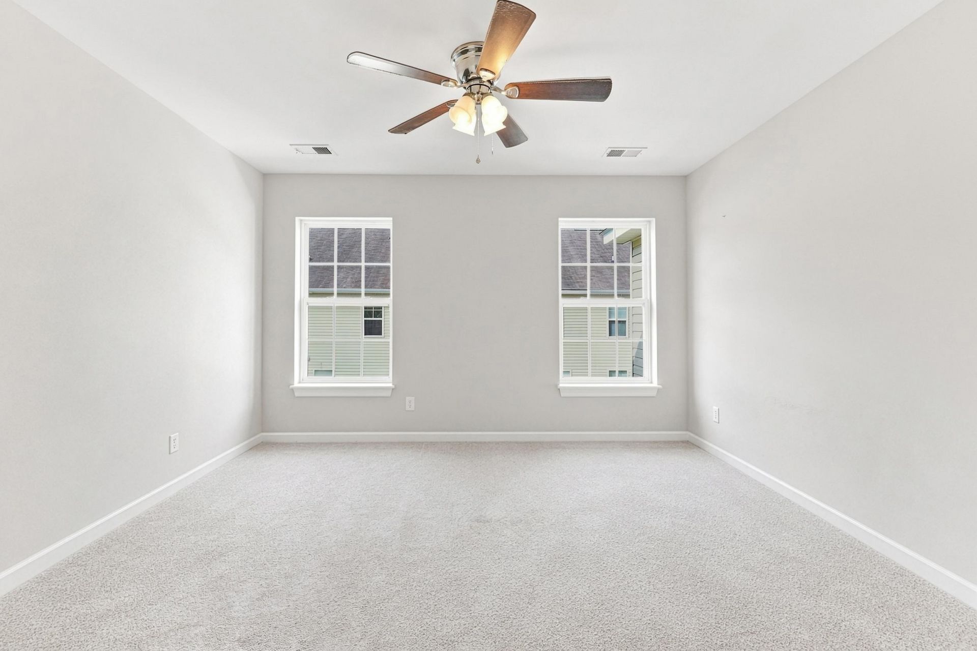1025 Fairway Ln.  Photo 15