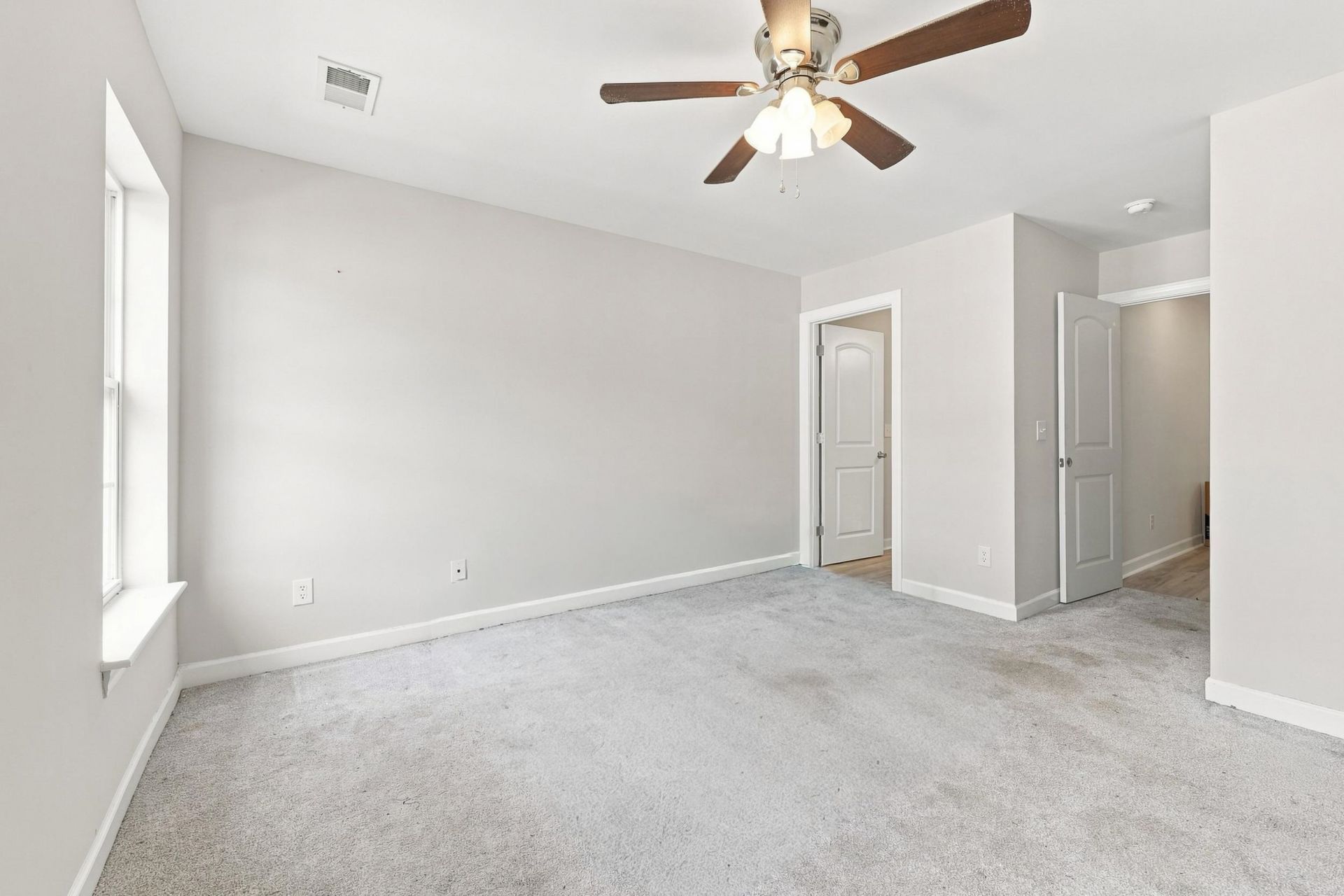 1025 Fairway Ln.  Photo 16