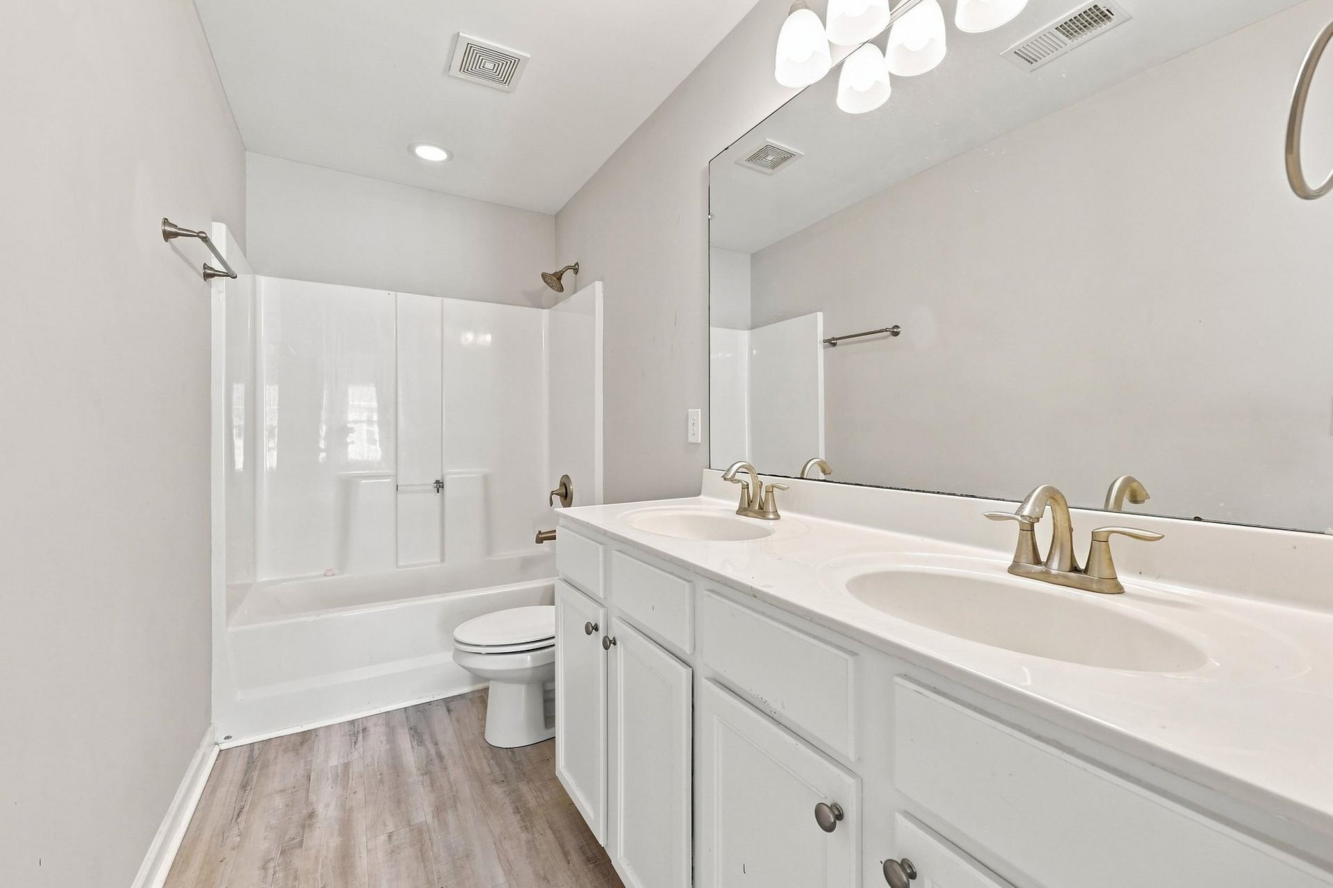 1025 Fairway Ln.  Photo 17