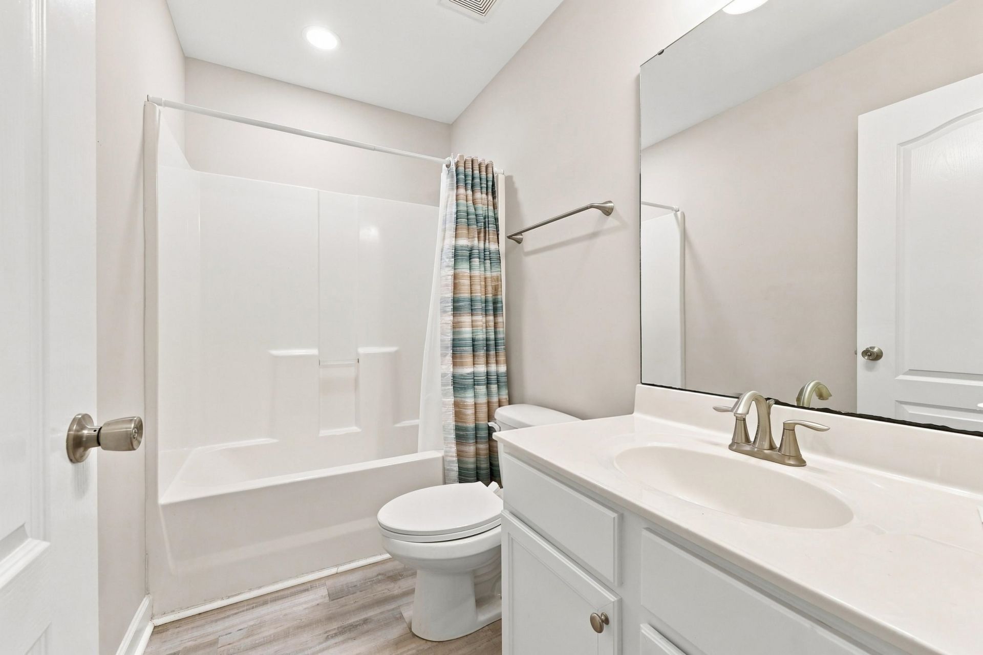 1025 Fairway Ln.  Photo 18