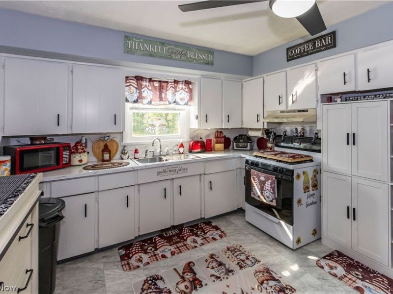 13485 Sunflower Avenue NW, Mogadore, OH 44260 Photo 11