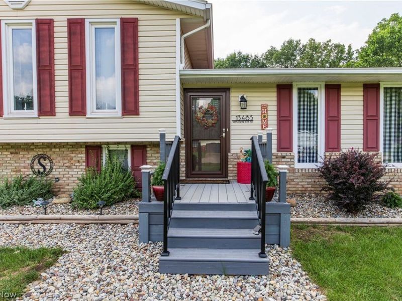13485 Sunflower Avenue NW, Mogadore, OH 44260 Photo 3