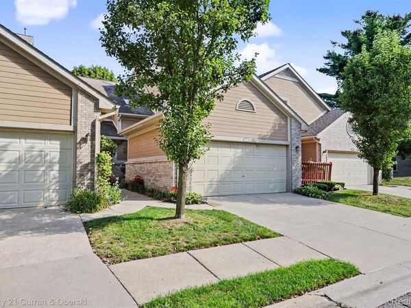 9398 Westwind Drive , Unit 49, Livonia, Mi 48150